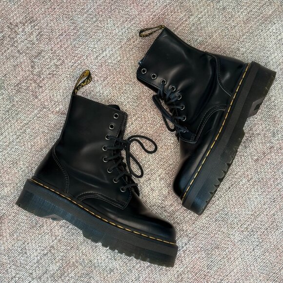 Dr. Martens Jadon Platform Leather Women's Boot - Black Polished Smooth - Size 8 - Picture 1 of 5